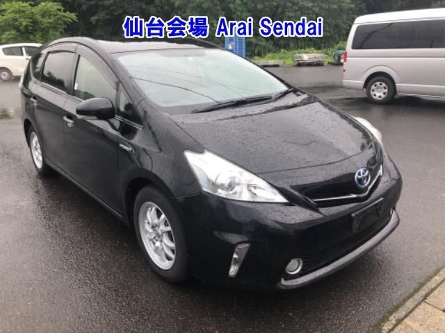 41014 TOYOTA PRIUS ALPHA ZVW41W 2015 г. (ARAI Bayside)